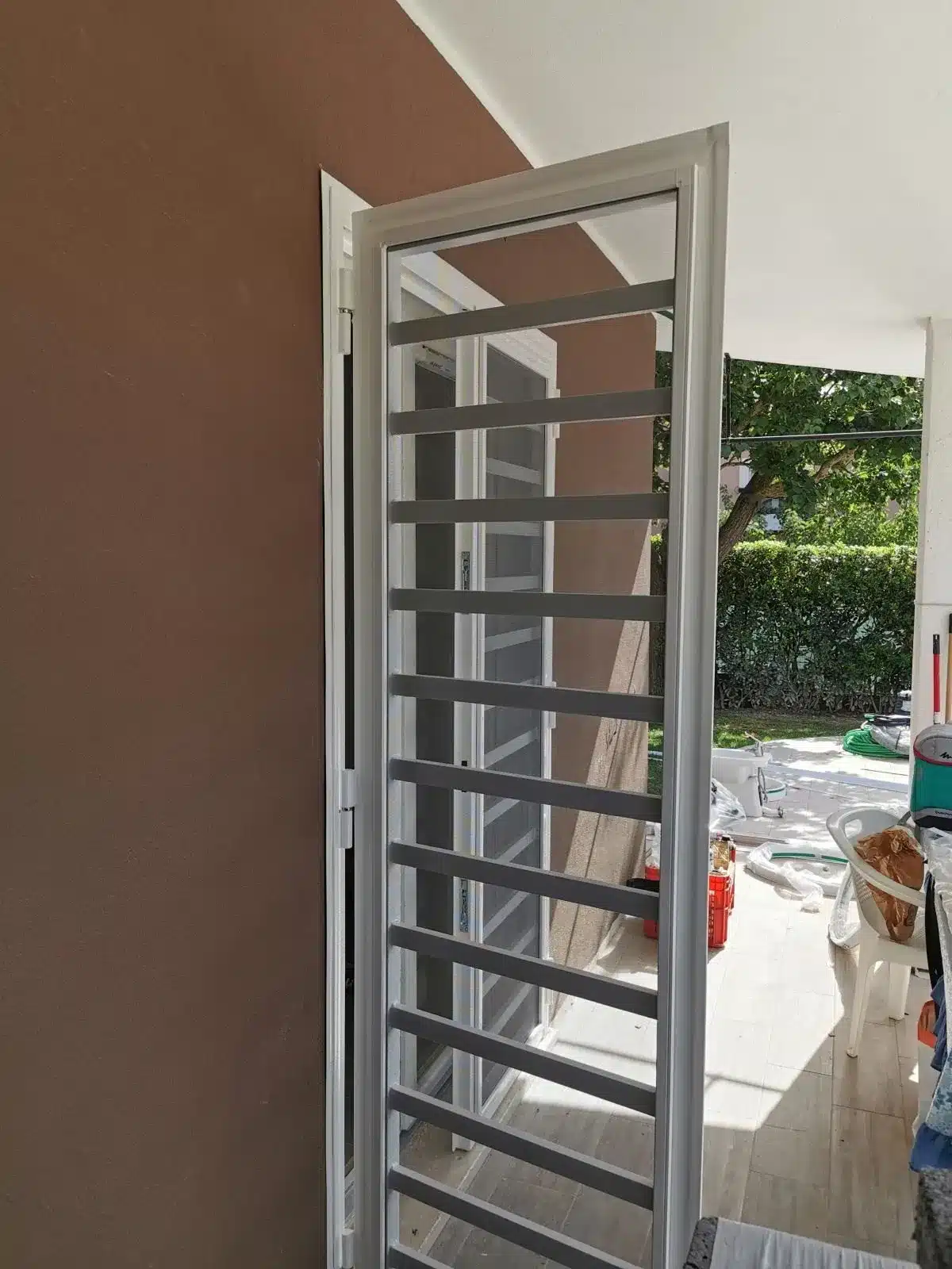 Grata di sicurezza su porta