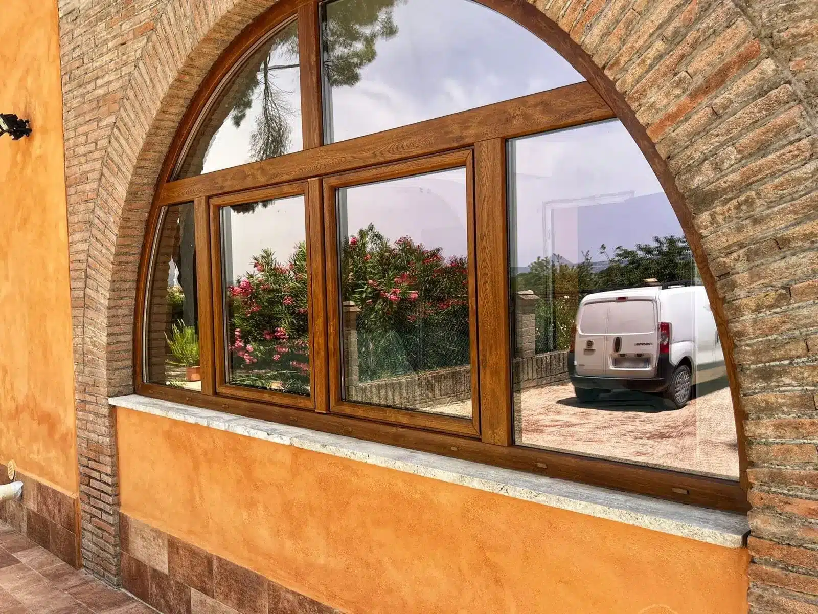 Infissi in pvc ad arco